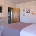 شقة Spacious -10 Min Walk To Znjan Beach, *