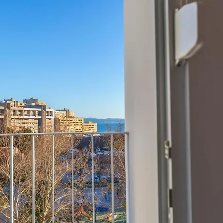 Apartment Lavender Znjan -10 Min Walk To Znjan Beach, Split