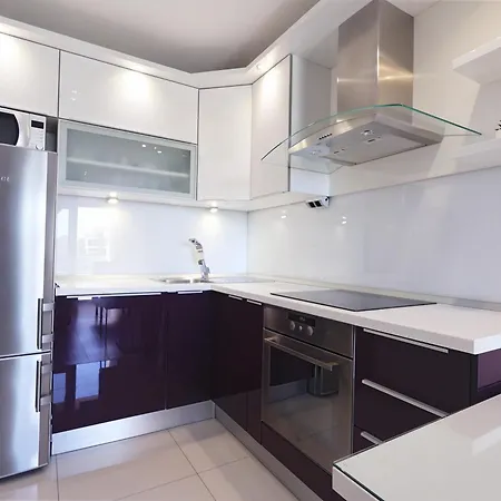 Lavender Apartment Znjan -10 Min Walk To Znjan Beach, Split *